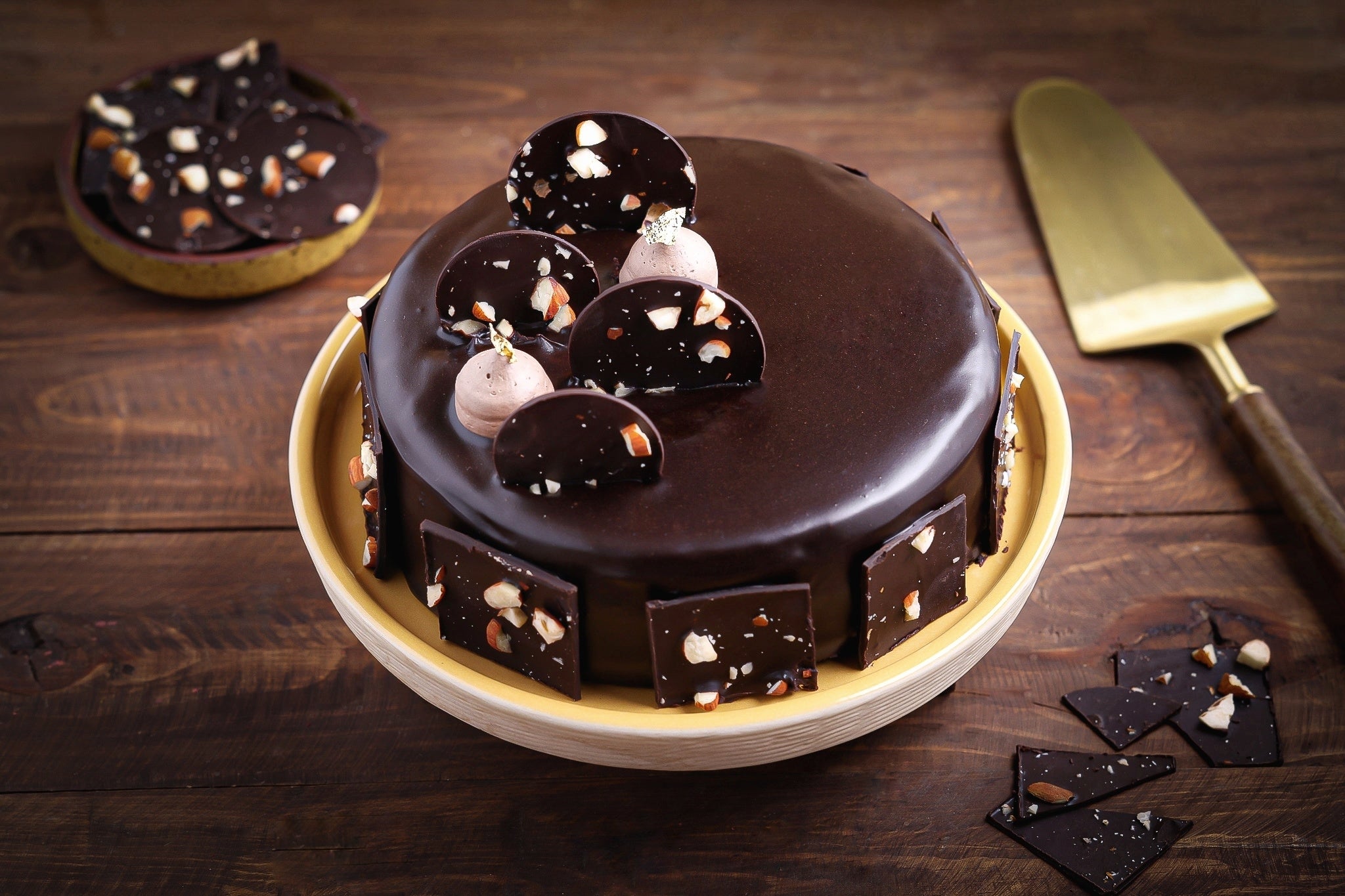 Roundy's® Select Double Dutch Chocolate Creme Cake, 20 oz - Kroger